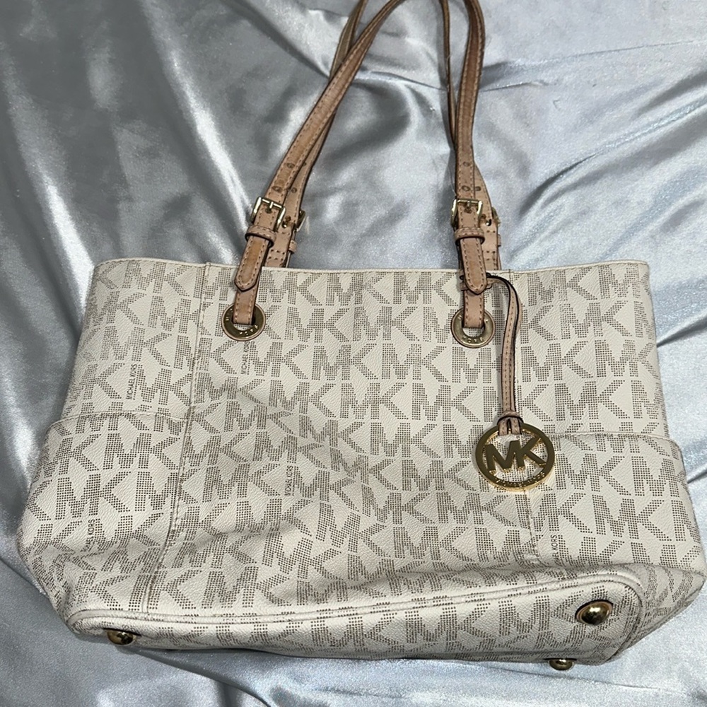 MICHEAL KORS BAG